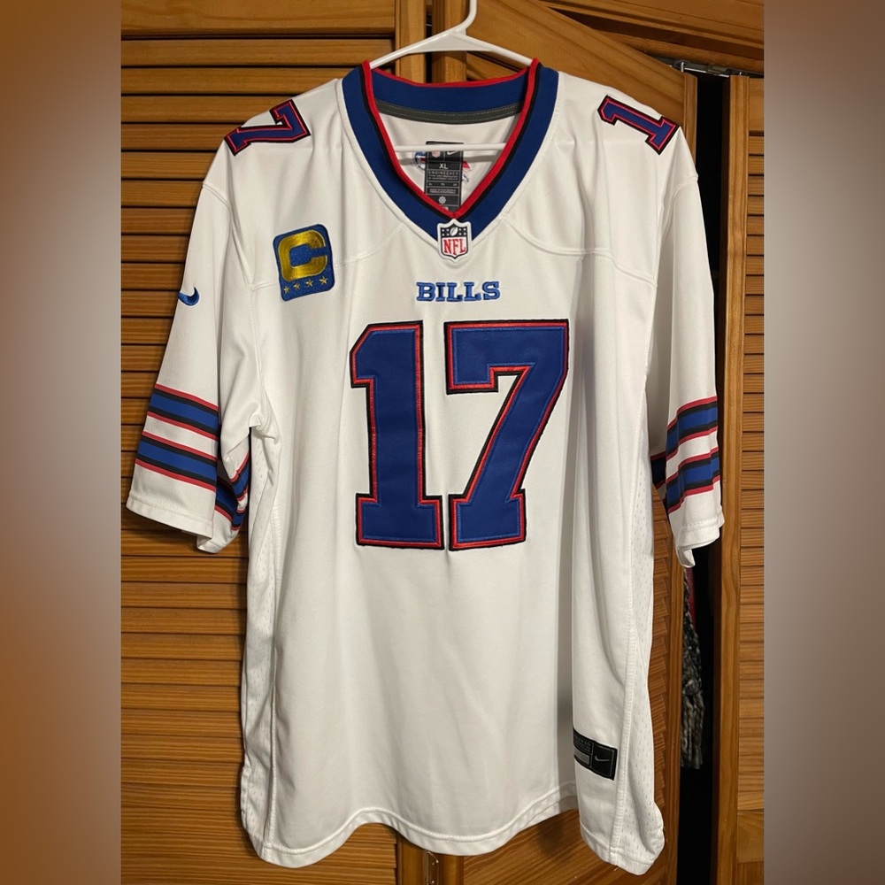 Buffalo Bills #17 Josh Allen Captain Jersey - Men’s X-Large